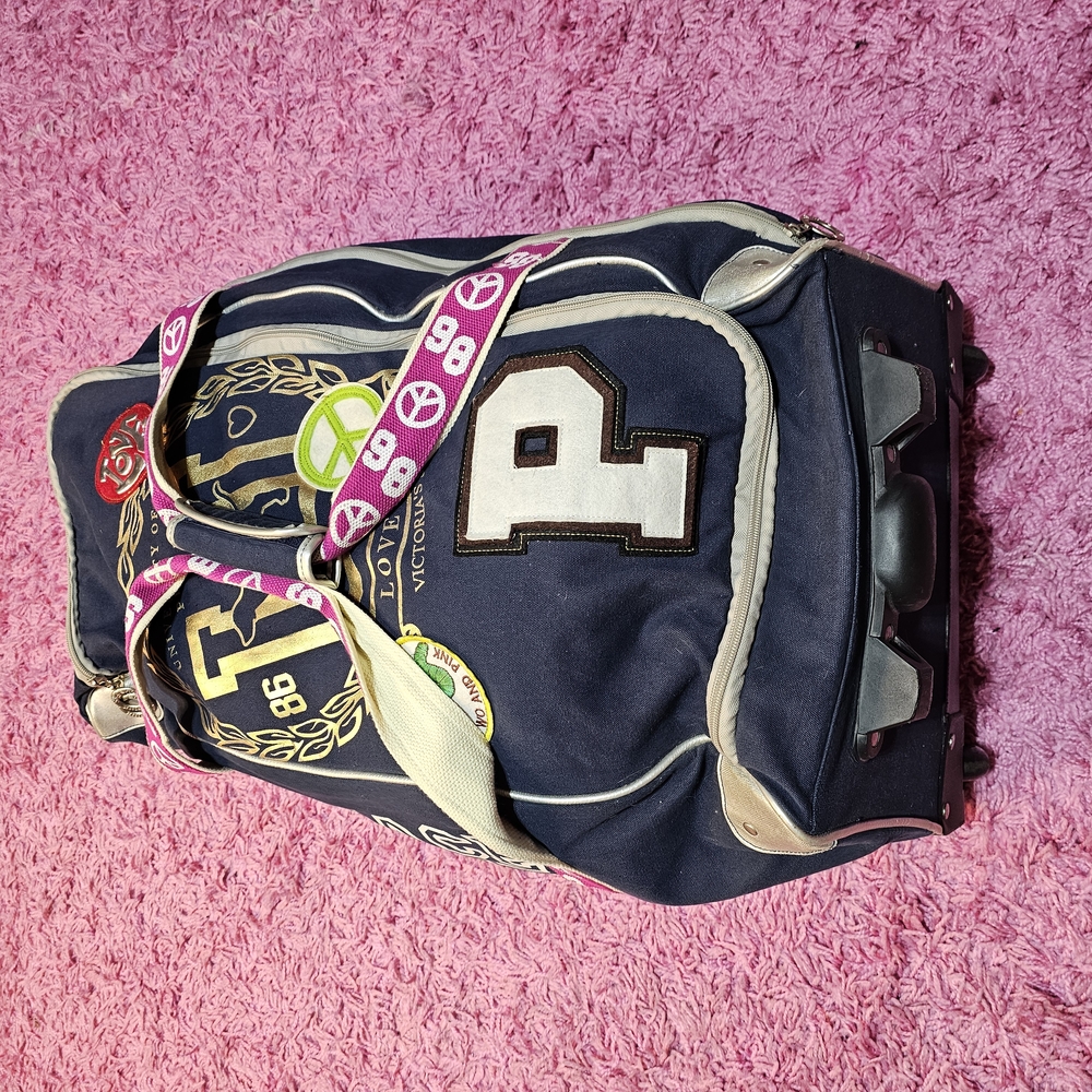 PINK Victoria's Secret Vintage Rolling Duffle - Picture 2 of 10